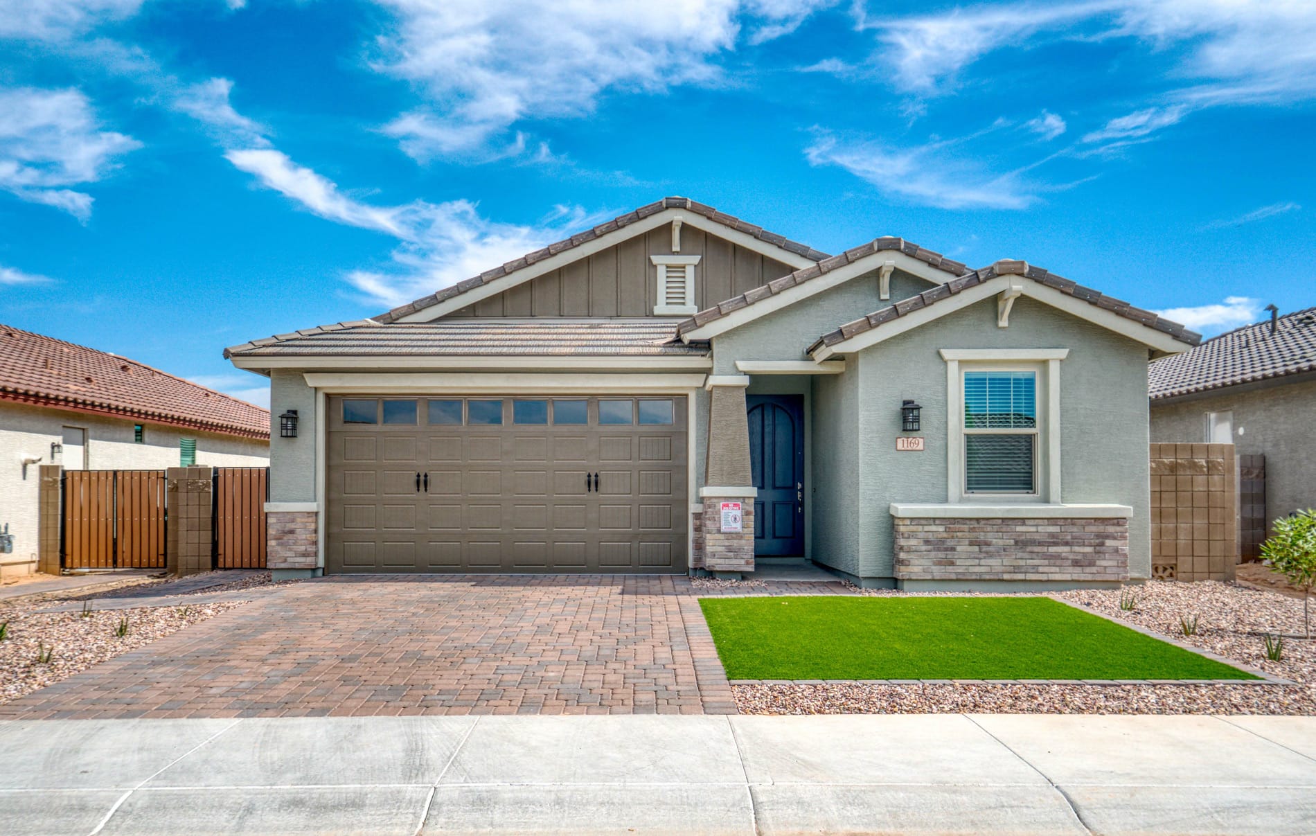 Repair-vs-Replace-Garage-Door-blog-image Repair vs. Replace: When to Consider a New Garage Door