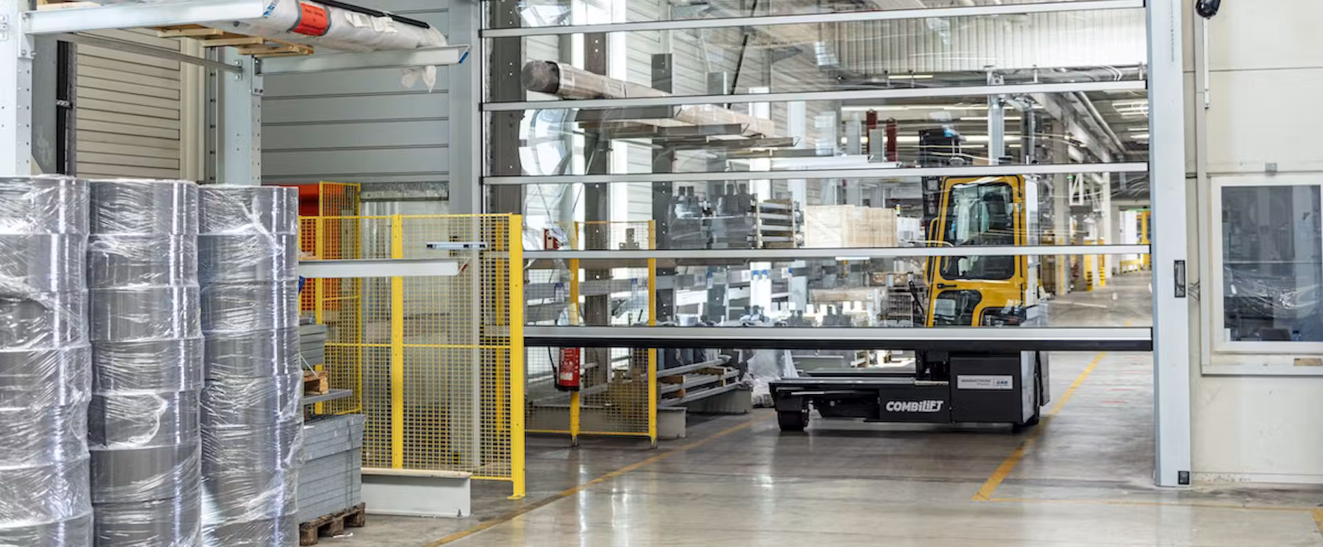 SG 5040 TurboLux Commercial indoor Garage Door