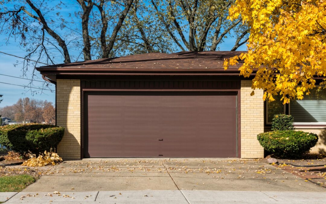 Why Early Autumn Is the Ideal Time for Garage Door Inspections